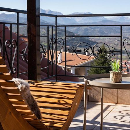 Gm Luxury Suites Kalavryta Rum bild