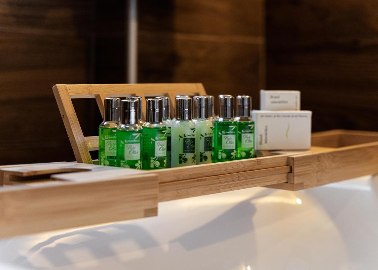 Gm Luxury Suites Kalavryta Exteriör bild