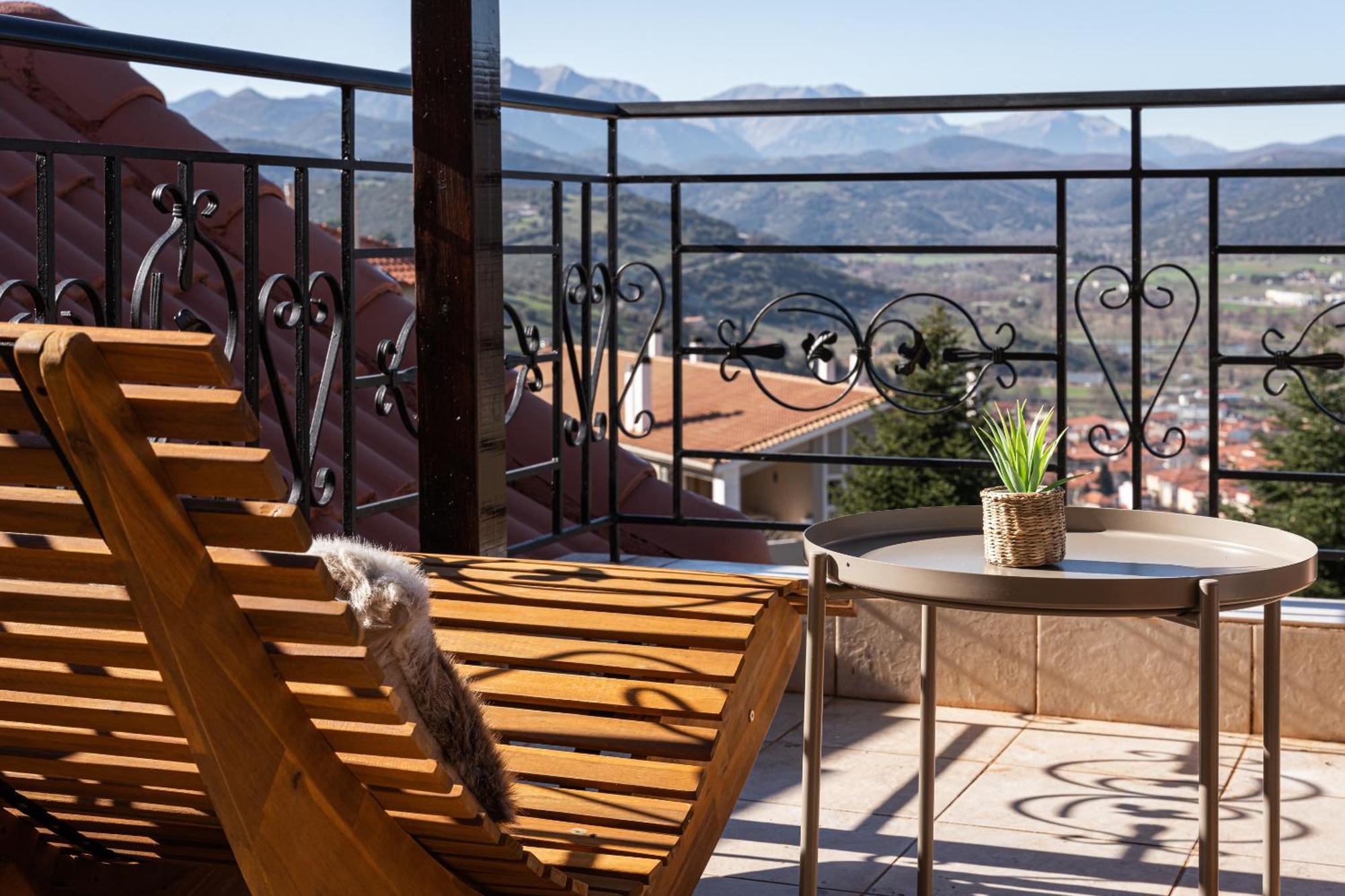 Gm Luxury Suites Kalavryta Rum bild